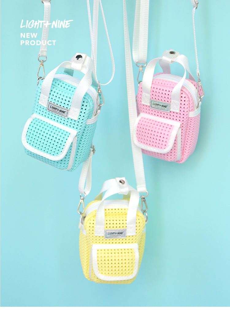 Light+Nine Mini Sling Bag Black