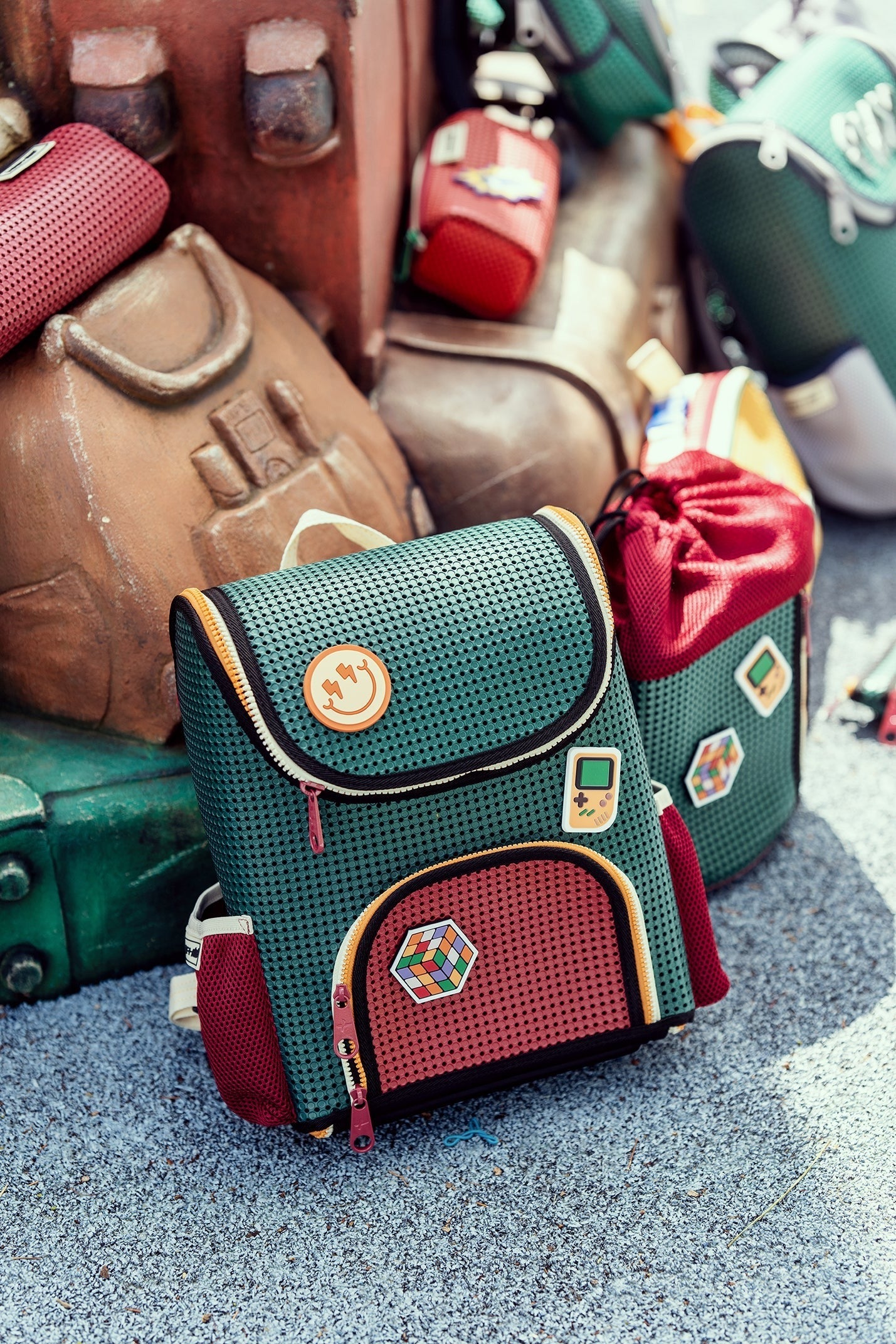 Light+Nine Student Ergonomic Backpack Artist Green