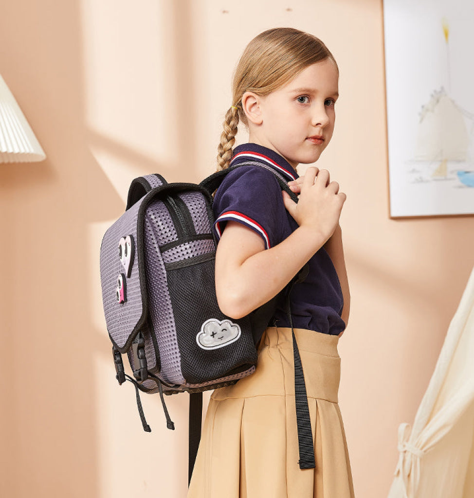 Light+Nine Student Horizontal Backpack Black
